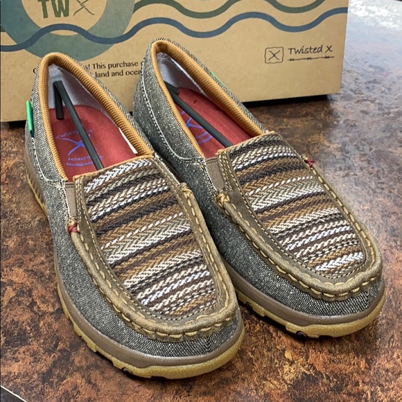 Twisted X Shoes - Twisted X Cell Stretch Casual Slip On Flats Brown